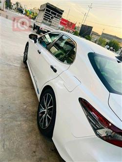 تۆیۆتا کامری